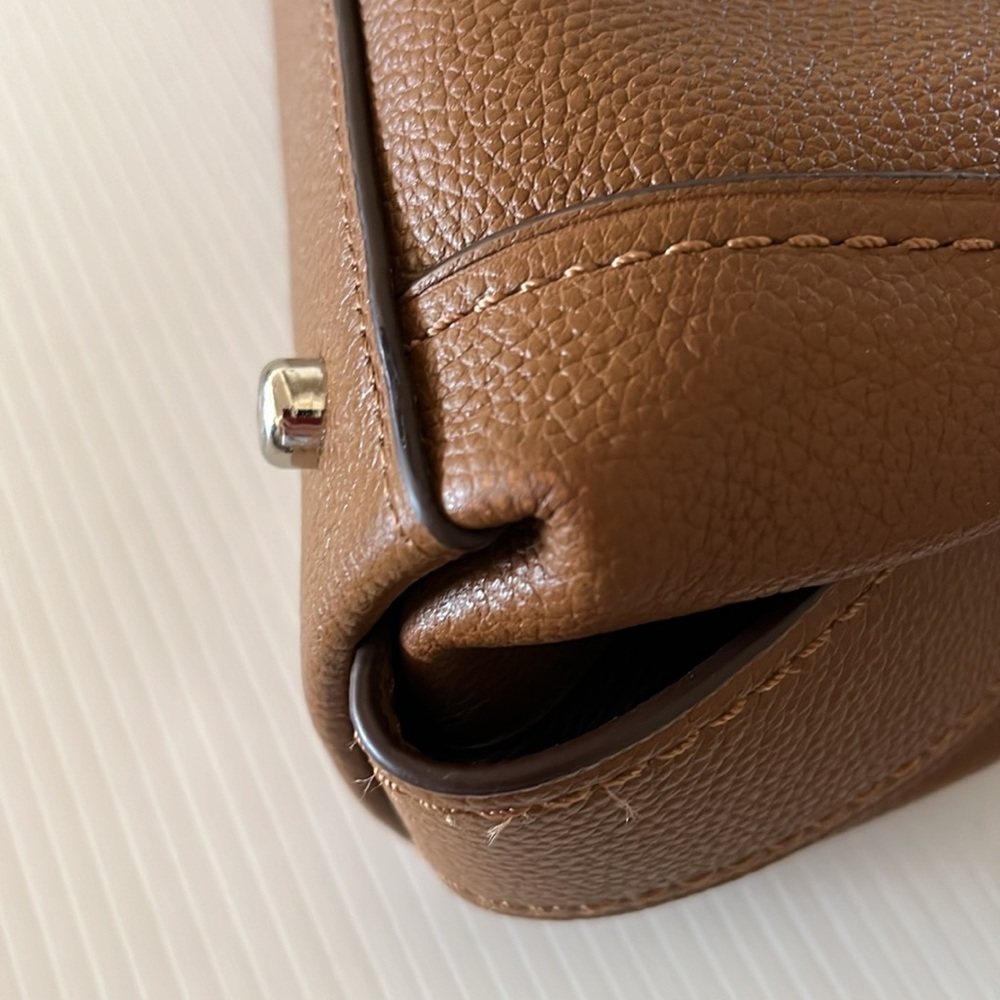 Classic Coach Edie 31 Saddle Tan Leather Double Handled Shoulder Bag - Picture 15 of 16